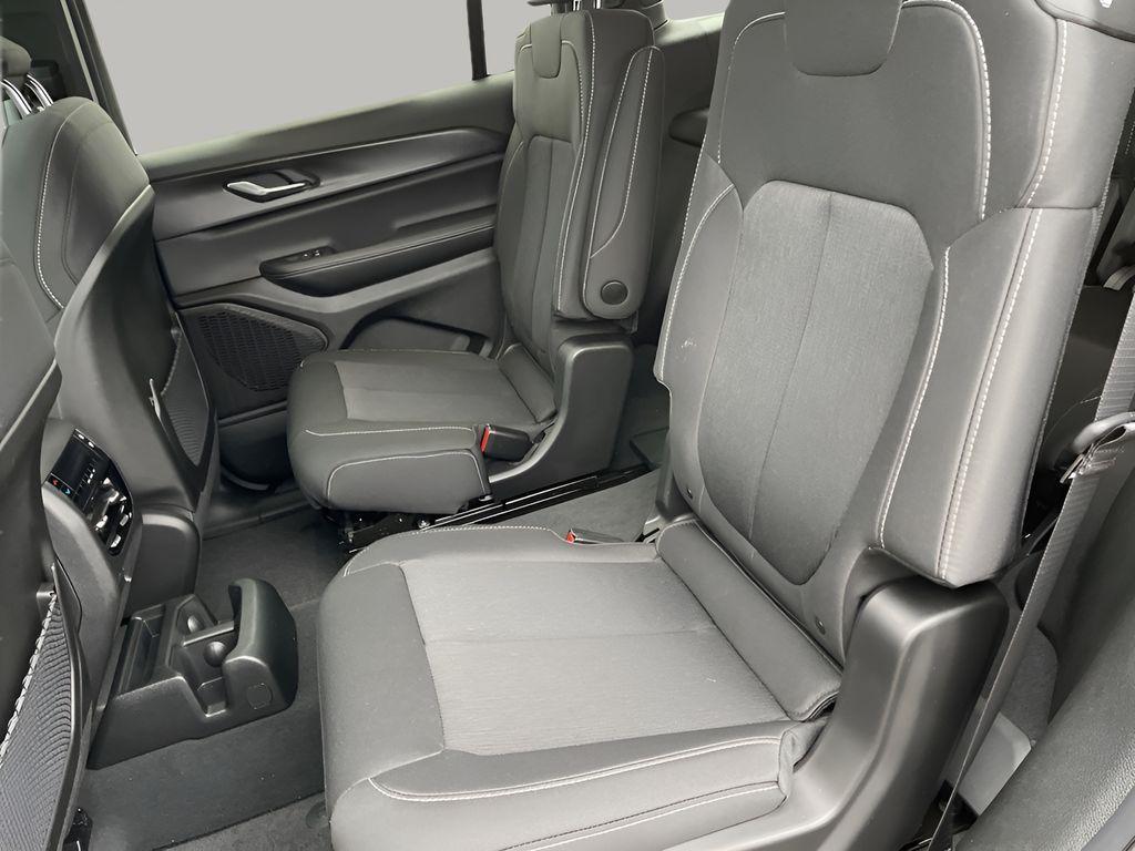 new 2025 Jeep Grand Cherokee L car, priced at $34,414