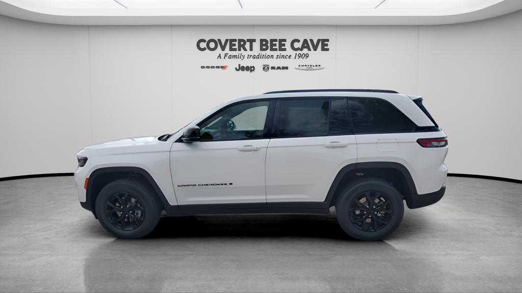 new 2025 Jeep Grand Cherokee car, priced at $40,415