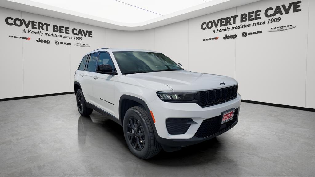 new 2025 Jeep Grand Cherokee car, priced at $40,415