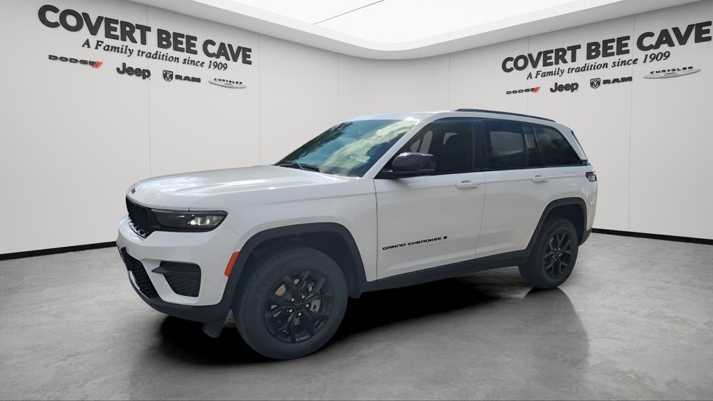new 2025 Jeep Grand Cherokee car, priced at $40,415