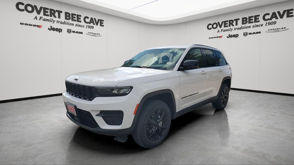 new 2025 Jeep Grand Cherokee car, priced at $40,415