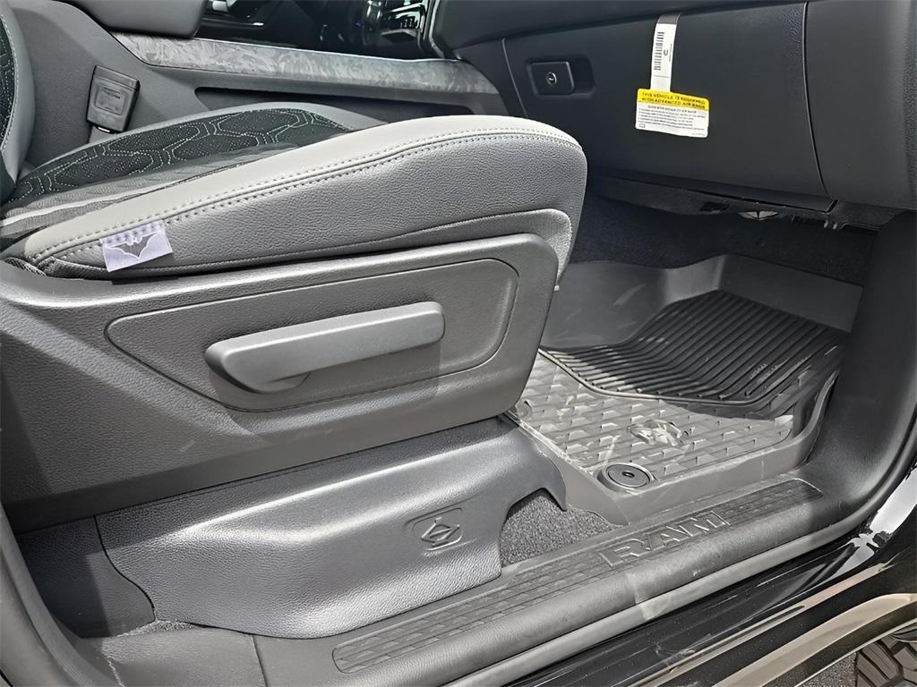 new 2025 Ram 1500 car, priced at $87,702