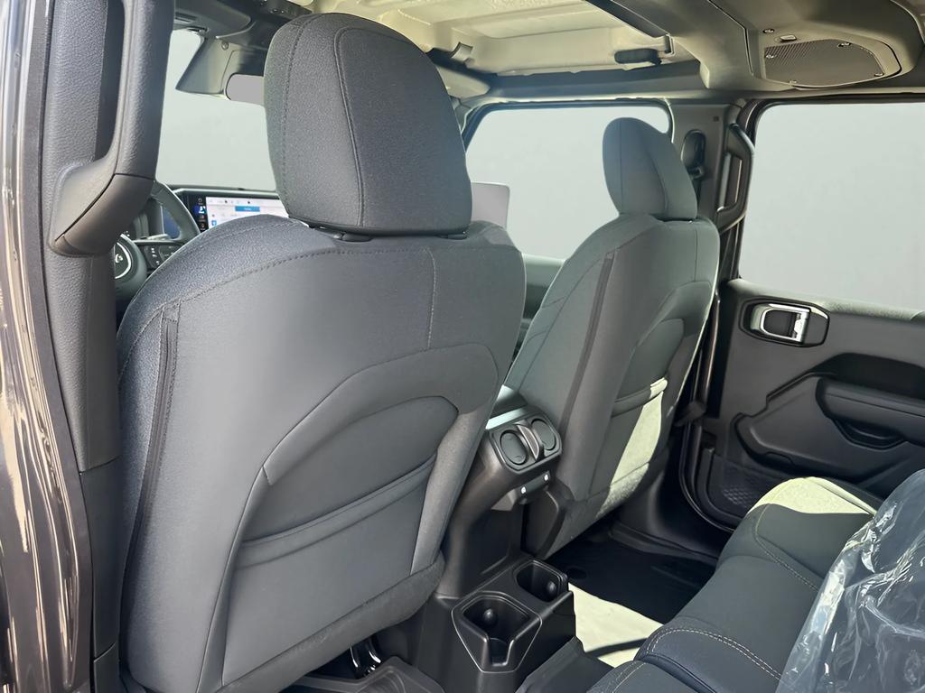 new 2025 Jeep Wrangler car, priced at $40,216