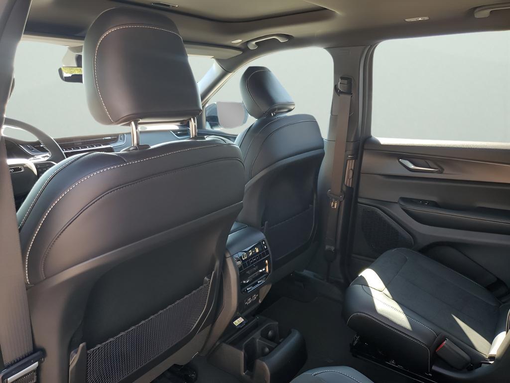 new 2025 Jeep Grand Cherokee L car, priced at $42,541