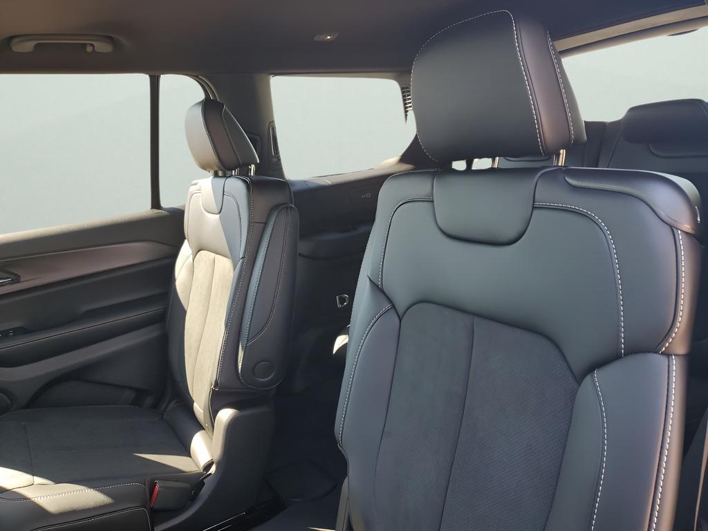 new 2025 Jeep Grand Cherokee L car, priced at $42,541