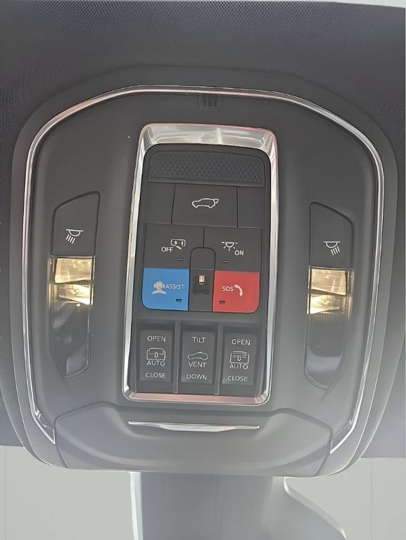 used 2024 Jeep Wagoneer L car