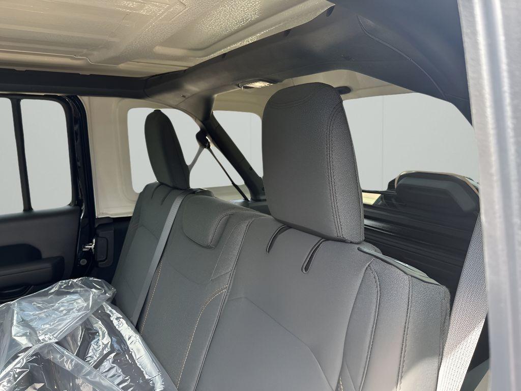 new 2025 Jeep Wrangler car, priced at $43,439
