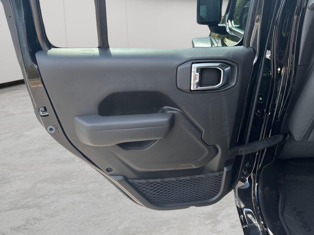 new 2025 Jeep Wrangler car, priced at $43,439