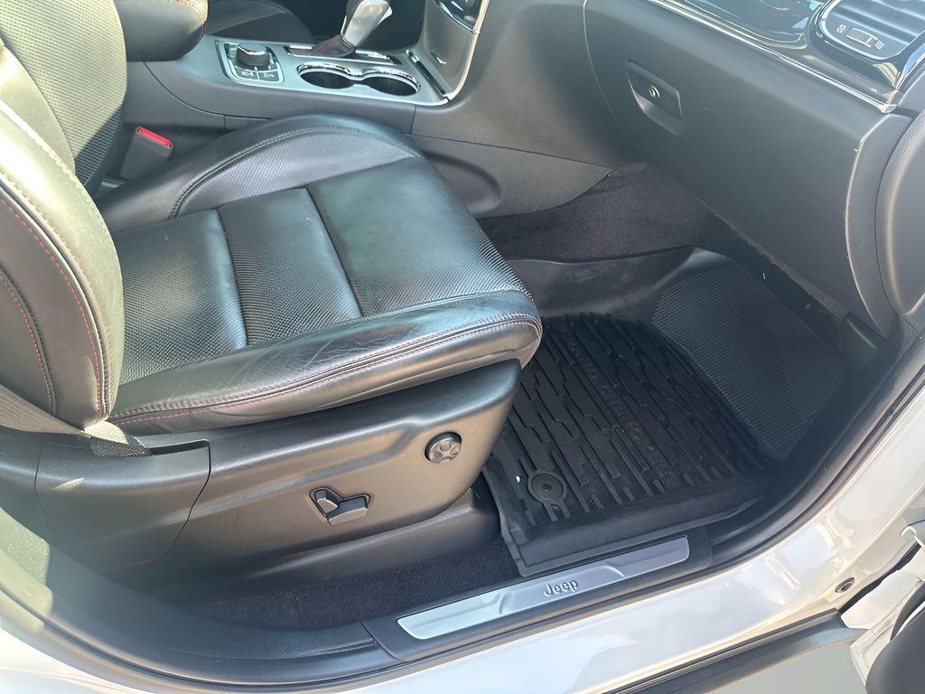 used 2019 Jeep Grand Cherokee car, priced at $29,699