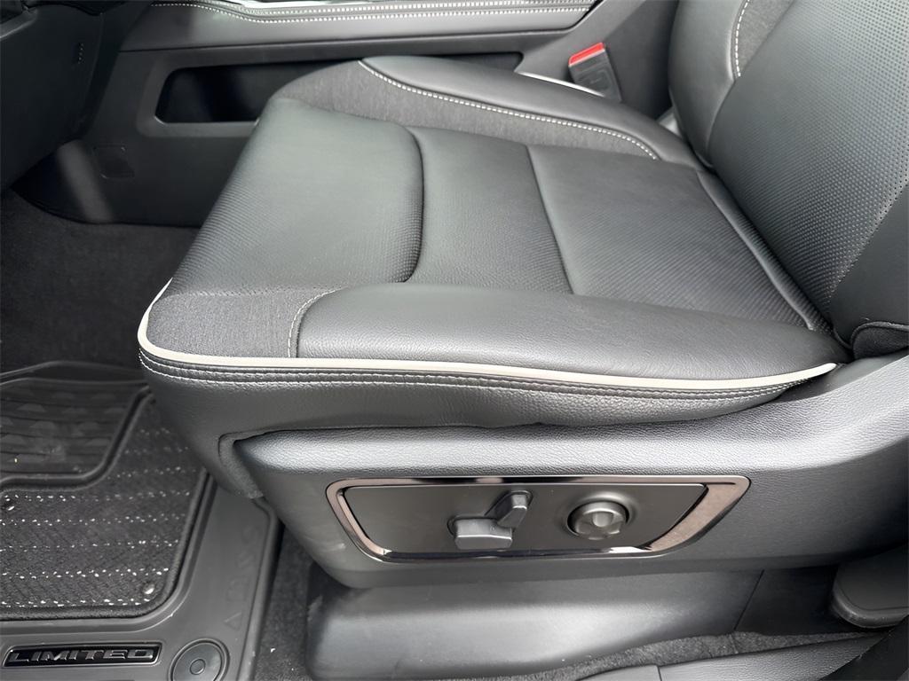new 2025 Ram 1500 car, priced at $69,545