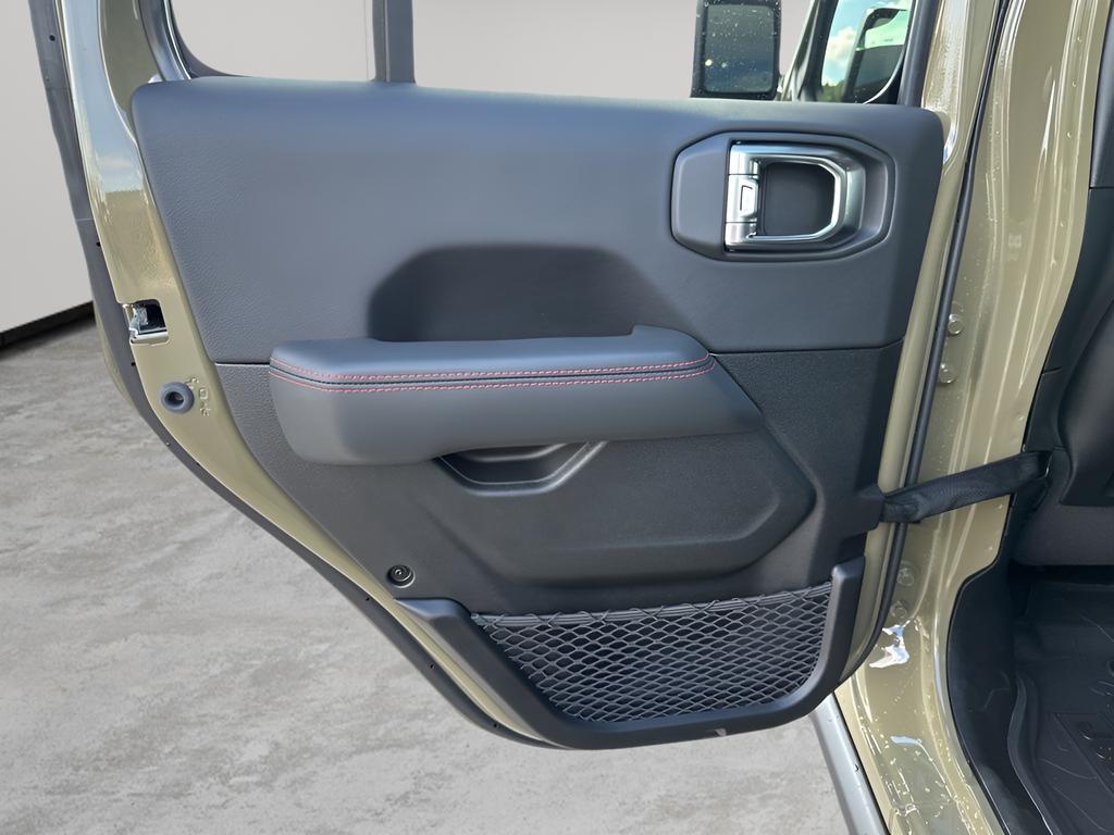 new 2025 Jeep Gladiator car, priced at $53,915