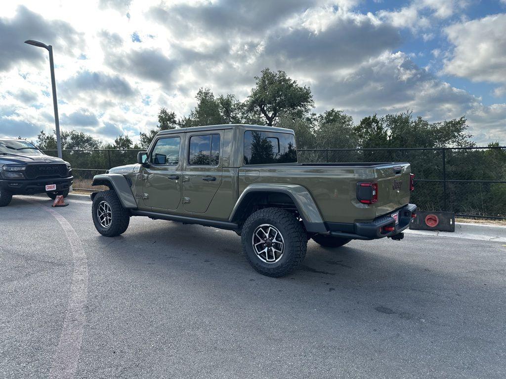 new 2025 Jeep Gladiator car, priced at $58,915