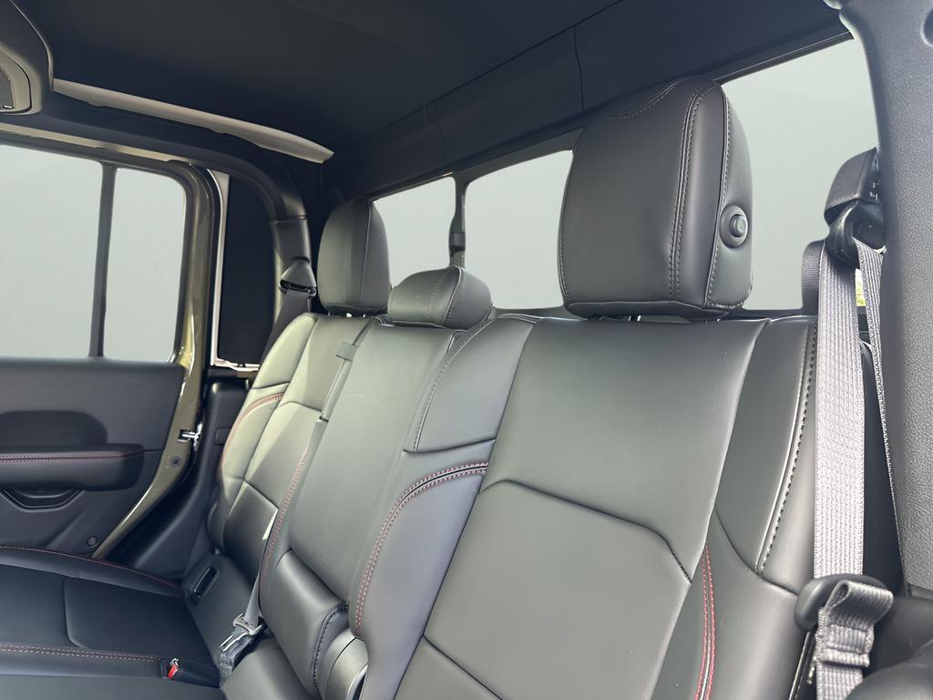 new 2025 Jeep Gladiator car, priced at $53,915