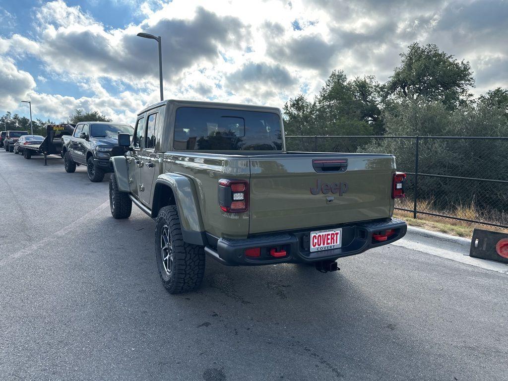 new 2025 Jeep Gladiator car, priced at $58,915
