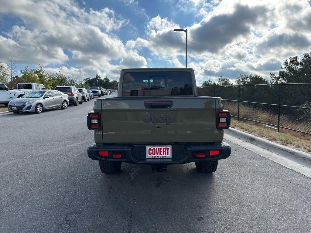 new 2025 Jeep Gladiator car, priced at $58,915