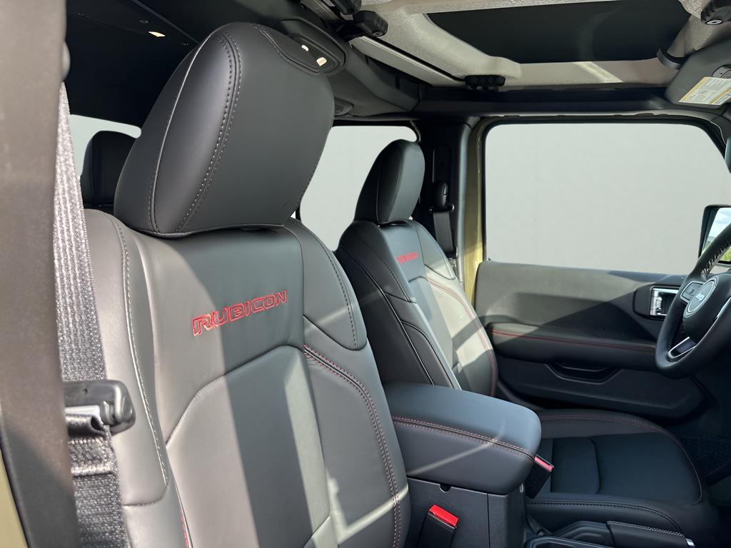 new 2025 Jeep Gladiator car, priced at $53,915