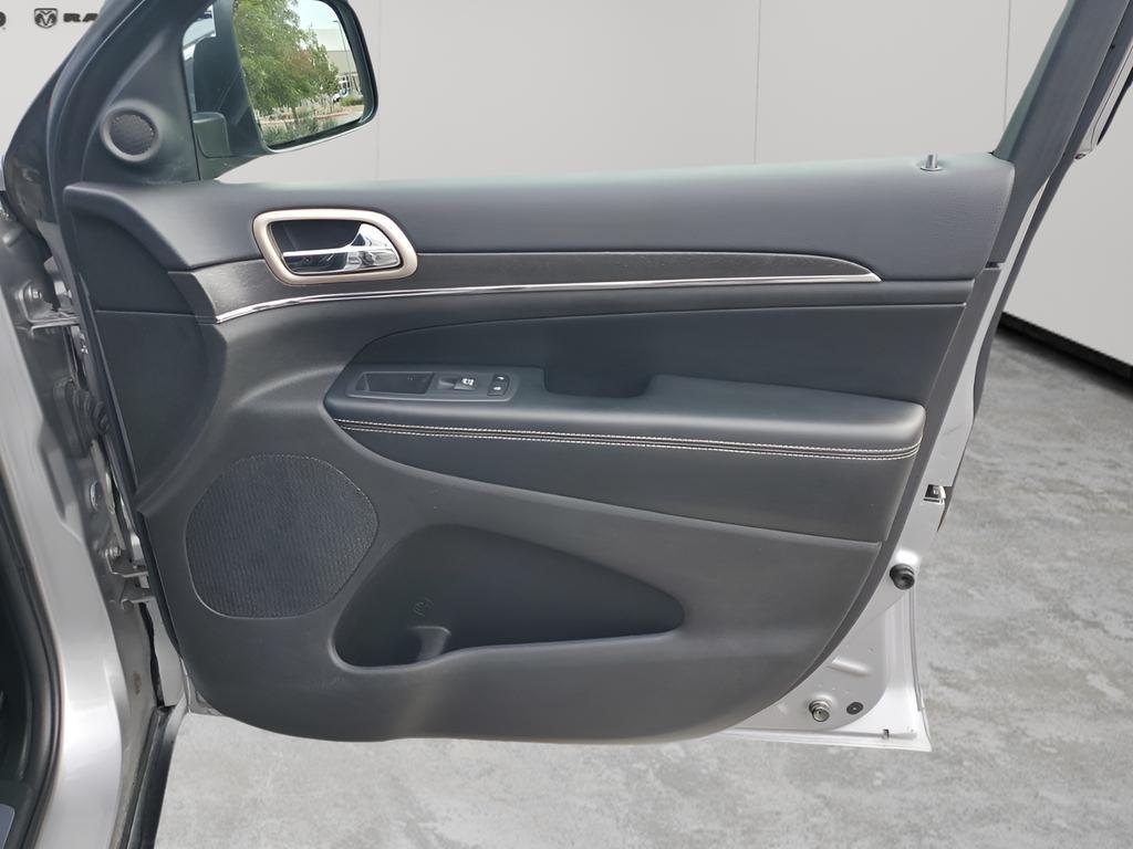 used 2017 Jeep Grand Cherokee car, priced at $15,773