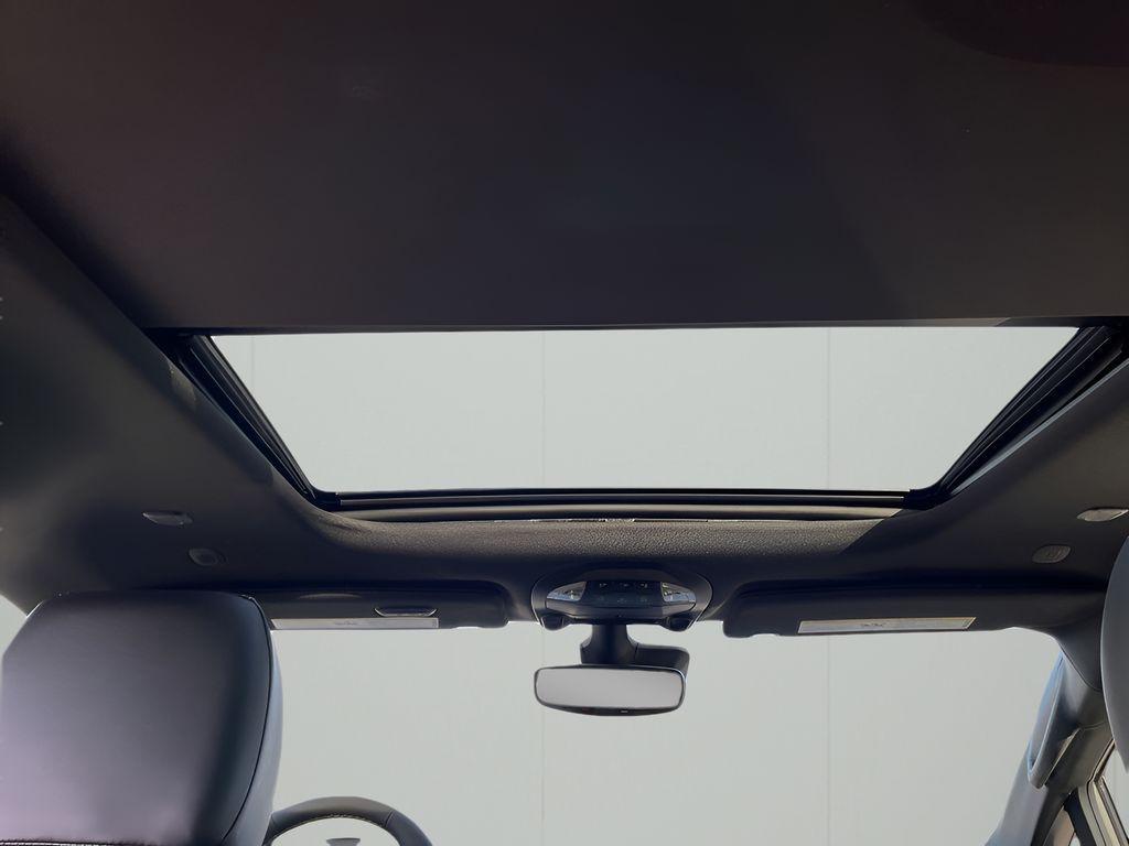 new 2025 Chrysler Pacifica car, priced at $39,775