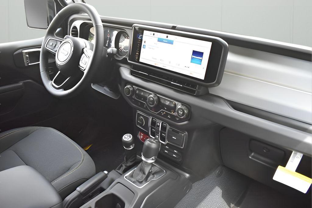 new 2025 Jeep Gladiator car, priced at $45,859