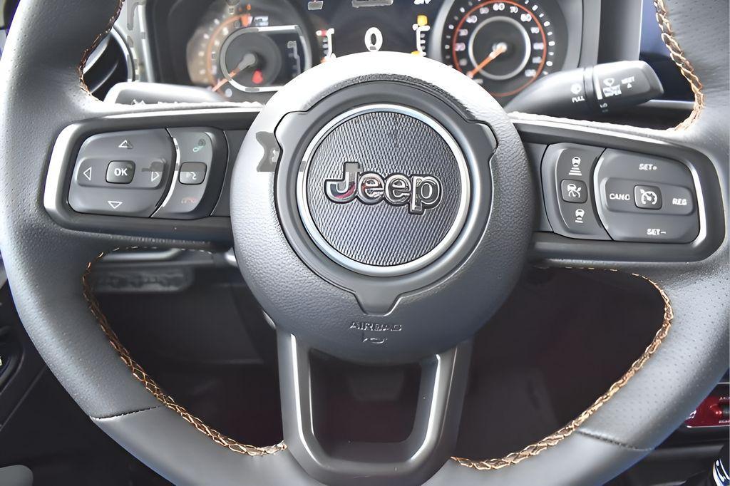 new 2025 Jeep Gladiator car, priced at $53,070