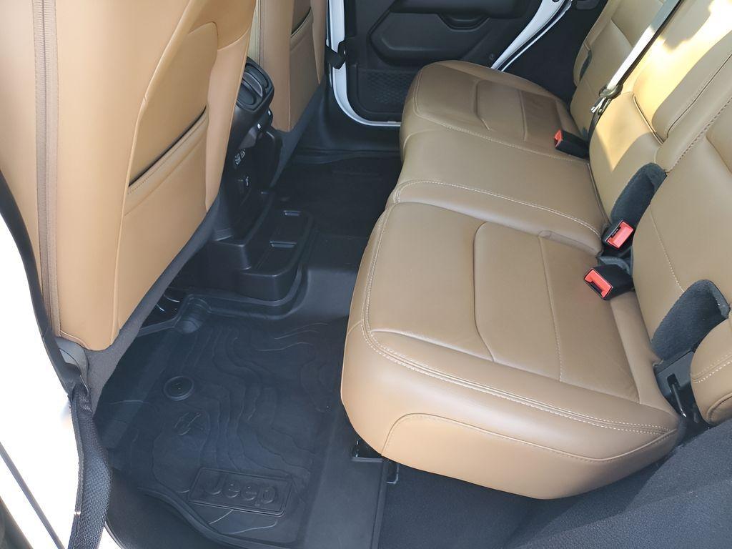 used 2021 Jeep Wrangler Unlimited car, priced at $32,987