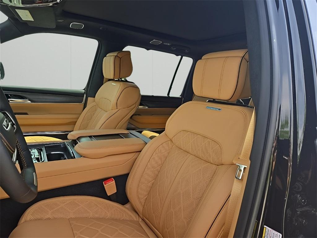 new 2025 Jeep Grand Wagoneer car, priced at $110,330
