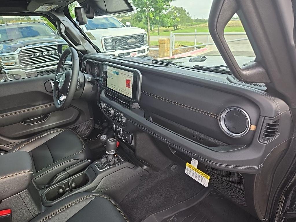 new 2025 Jeep Wrangler car, priced at $55,922