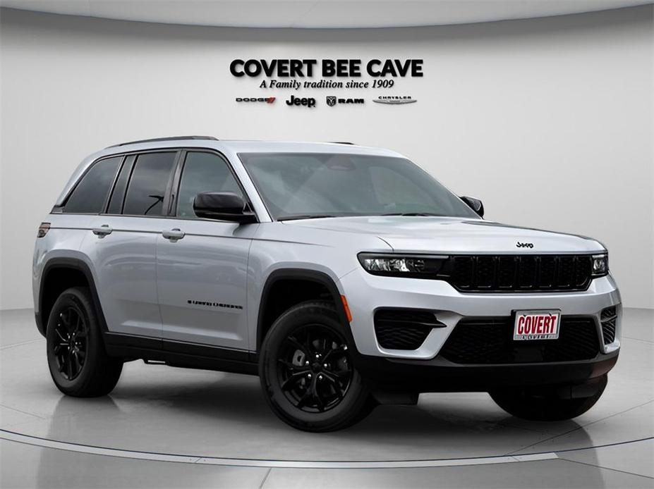 new 2024 Jeep Grand Cherokee car, priced at $42,107