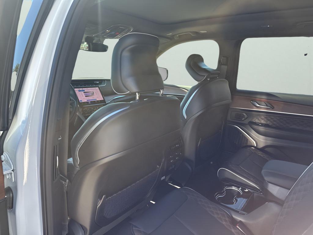 new 2025 Jeep Grand Cherokee L car, priced at $60,330