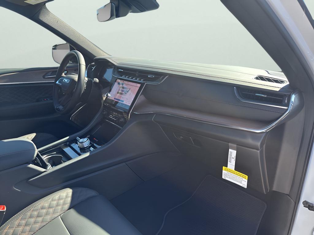 new 2025 Jeep Grand Cherokee L car, priced at $60,330