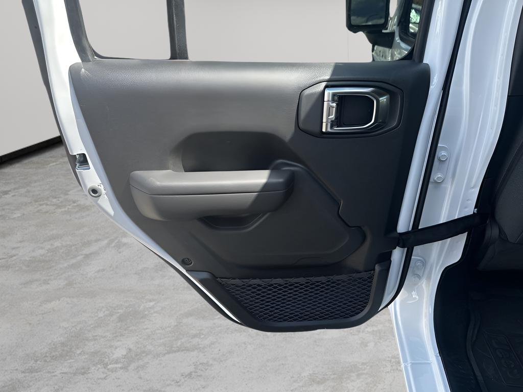 new 2025 Jeep Wrangler car, priced at $39,680