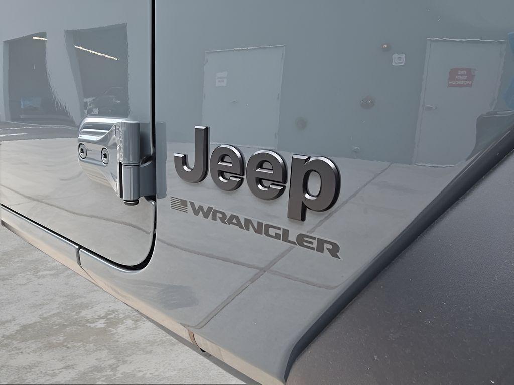 new 2025 Jeep Wrangler car, priced at $45,405