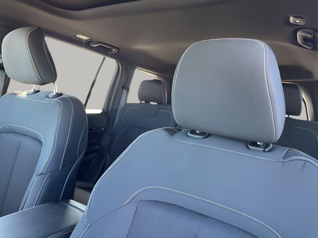 new 2025 Jeep Grand Cherokee car, priced at $36,974