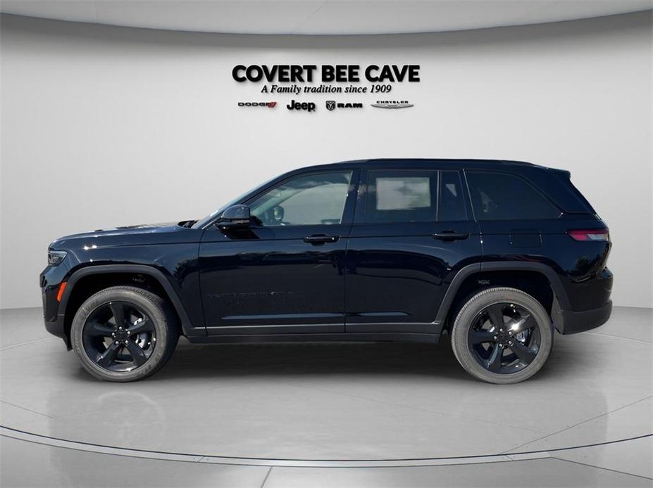 new 2025 Jeep Grand Cherokee car, priced at $45,407