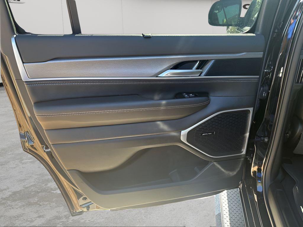 new 2025 Jeep Wagoneer car, priced at $68,517