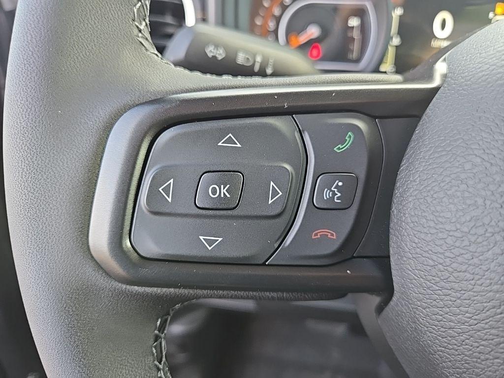 new 2025 Jeep Gladiator car, priced at $40,406