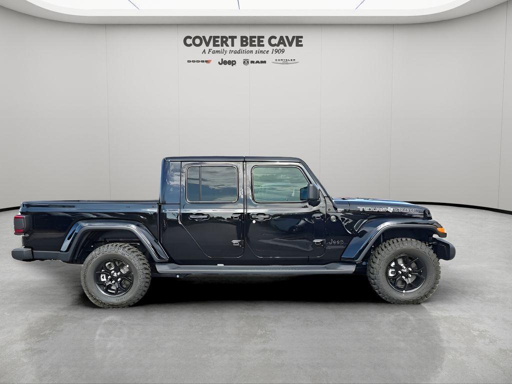 new 2025 Jeep Gladiator car, priced at $40,406
