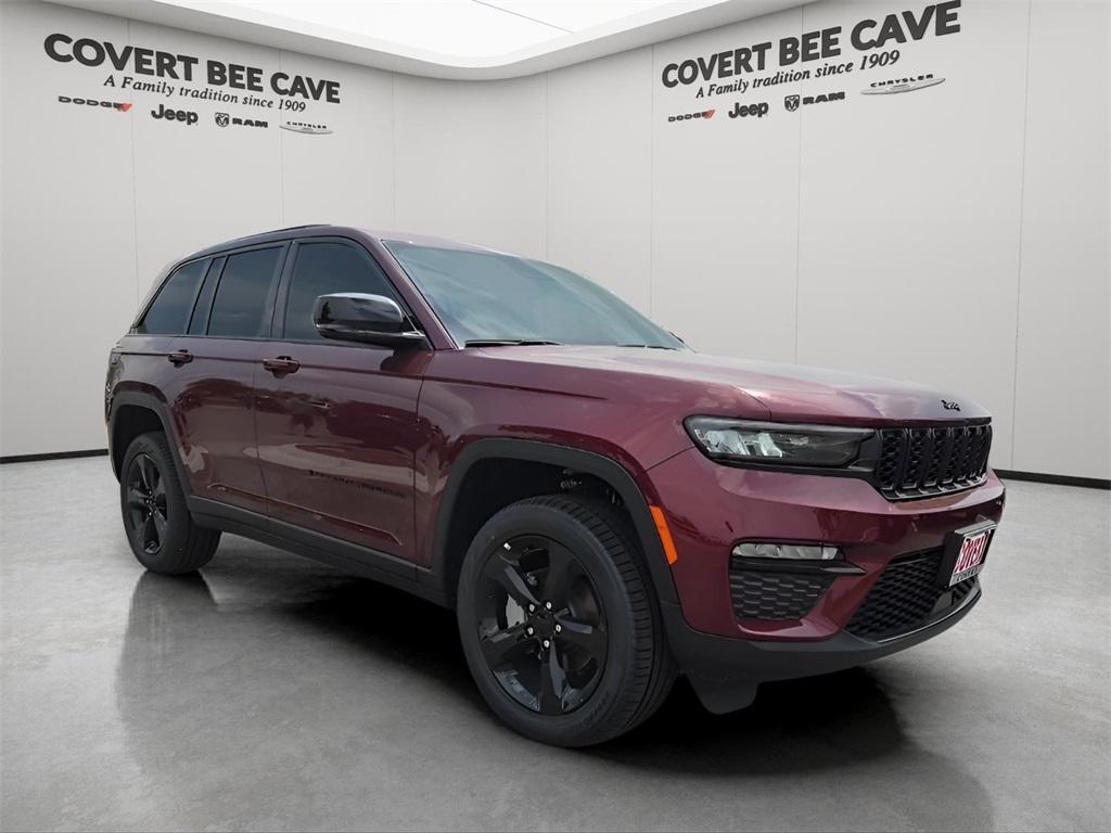 new 2025 Jeep Grand Cherokee car, priced at $44,002