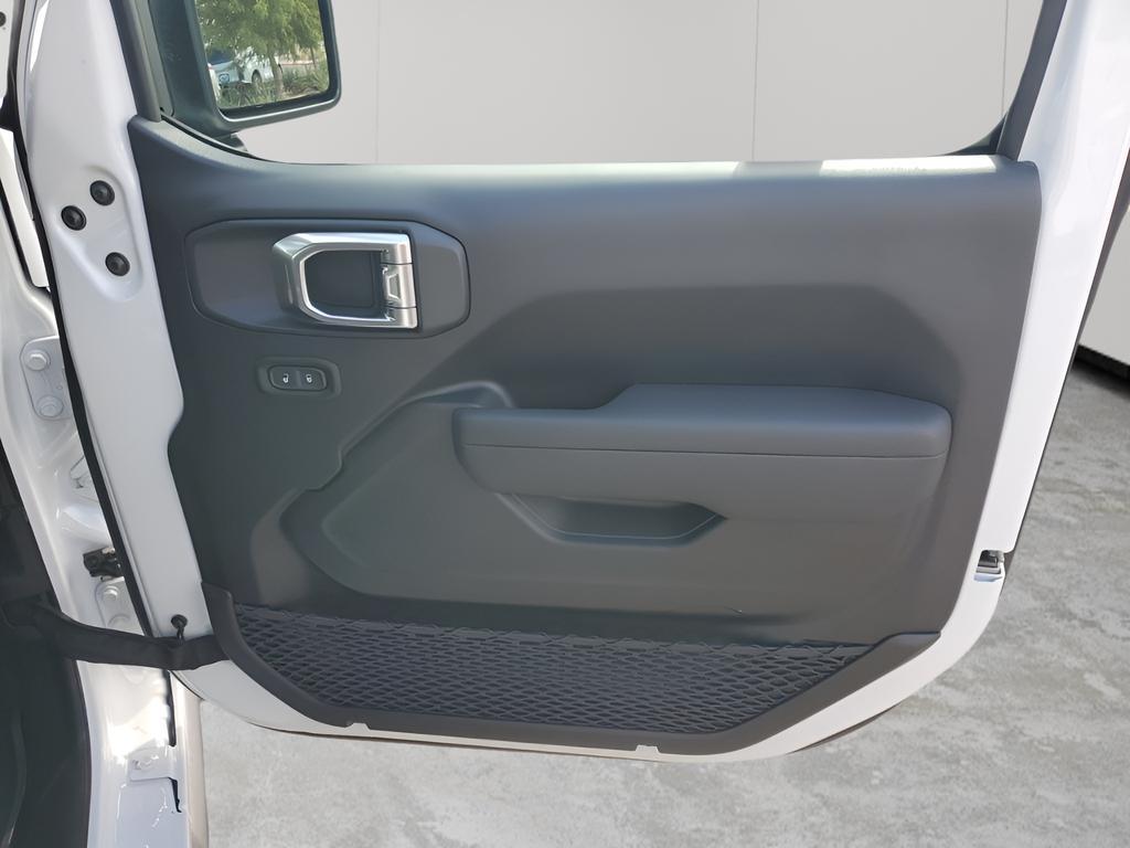 new 2026 Jeep Wrangler car, priced at $52,825