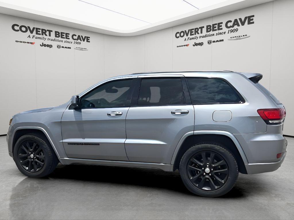 used 2018 Jeep Grand Cherokee car, priced at $18,495