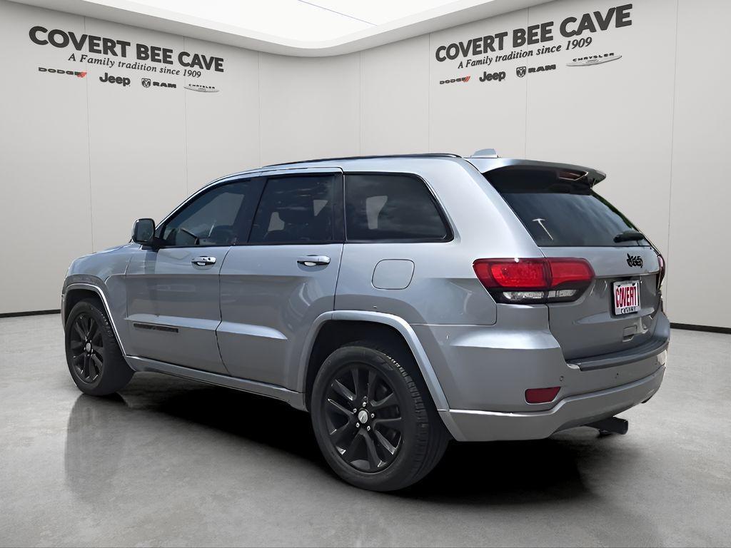 used 2018 Jeep Grand Cherokee car, priced at $18,495