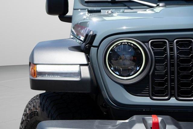 new 2024 Jeep Gladiator car, priced at $52,187