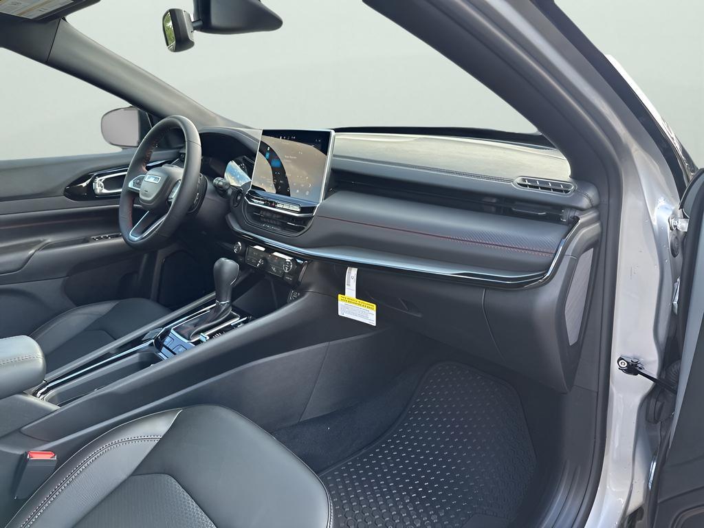 new 2026 Jeep Compass car, priced at $34,007