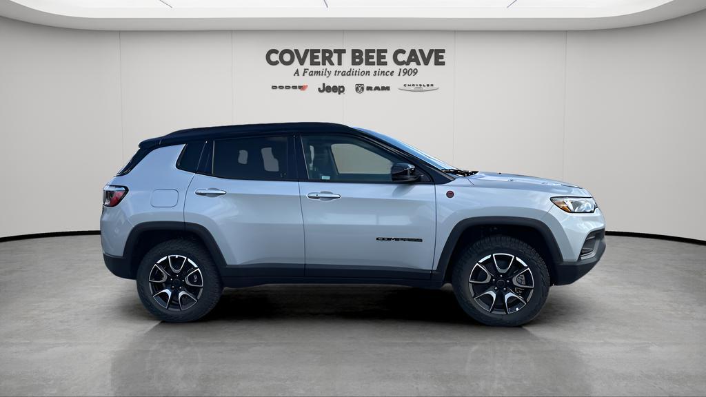 new 2026 Jeep Compass car, priced at $34,007