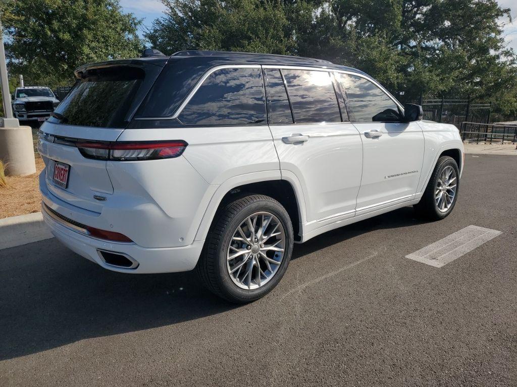 new 2025 Jeep Grand Cherokee car, priced at $57,771