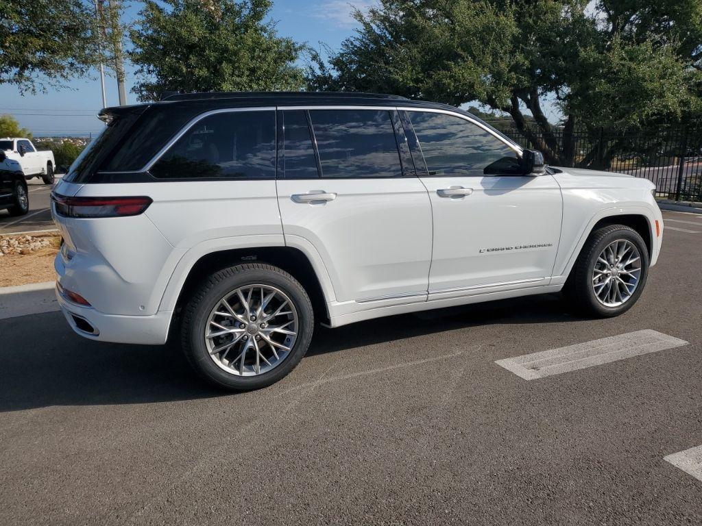 new 2025 Jeep Grand Cherokee car, priced at $57,771