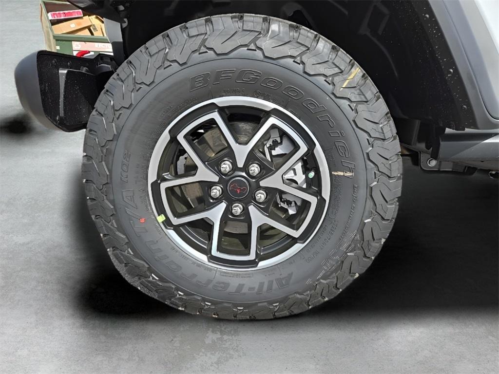 new 2025 Jeep Wrangler car, priced at $62,300