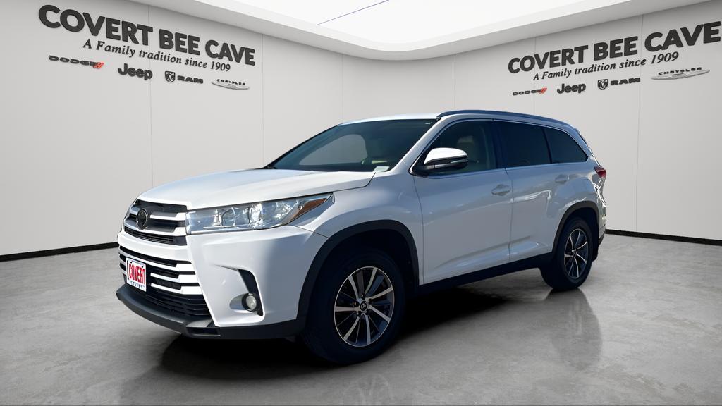 used 2019 Toyota Highlander car, priced at $21,636