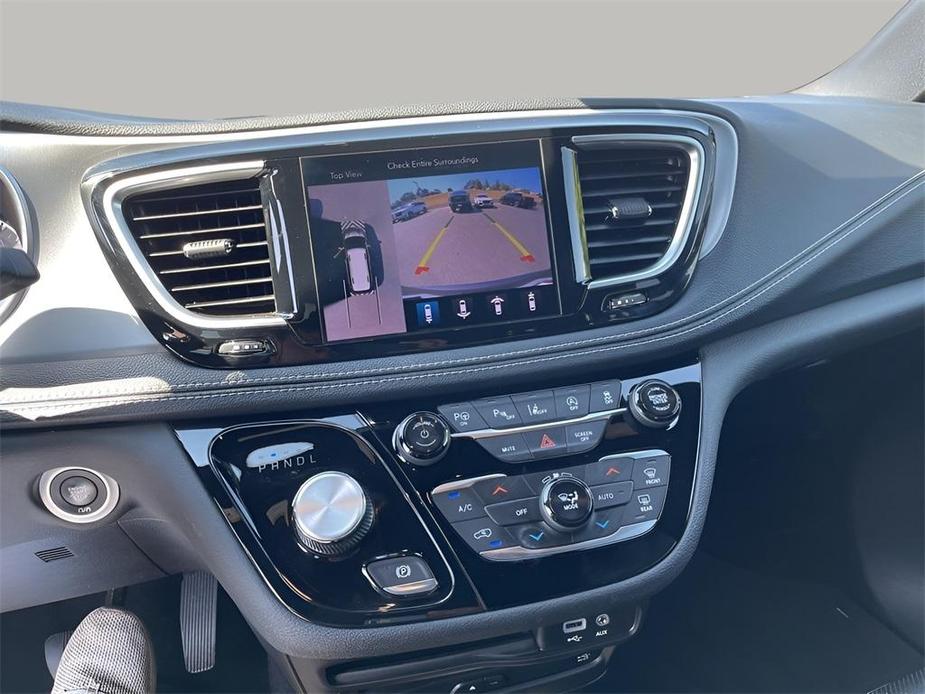 used 2019 Chrysler Pacifica car, priced at $19,999