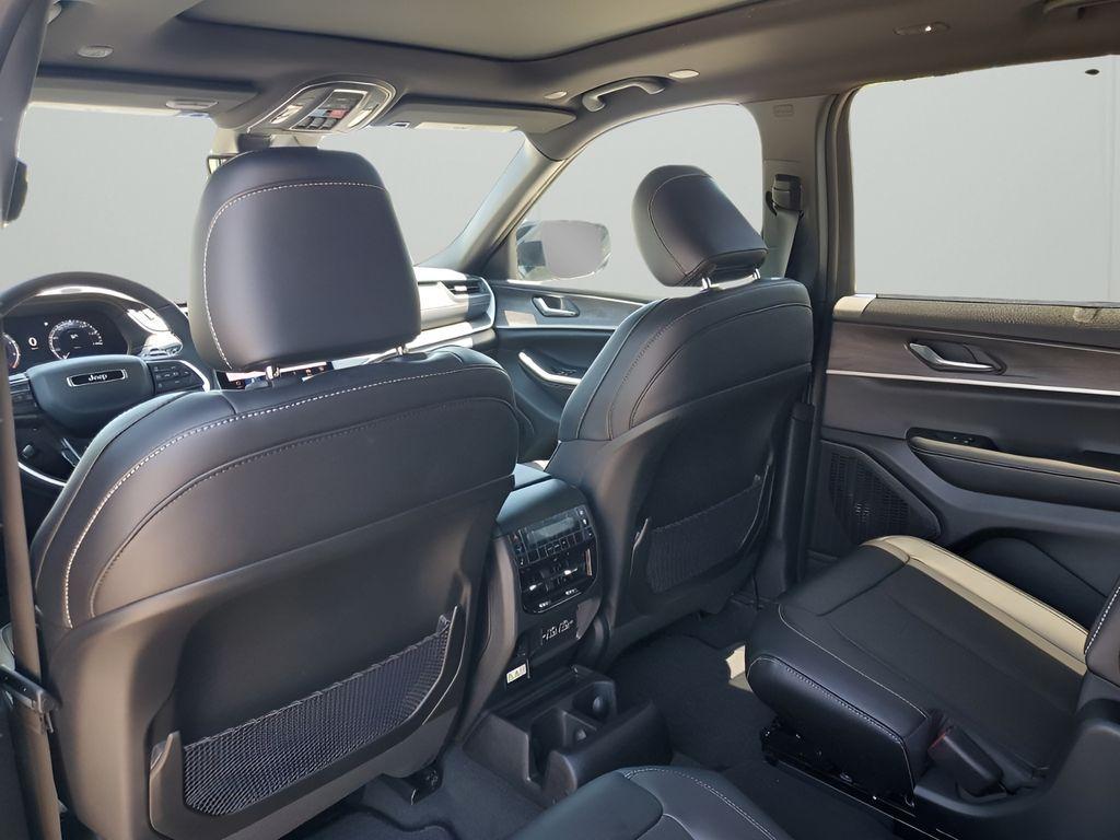 new 2025 Jeep Grand Cherokee L car, priced at $49,980